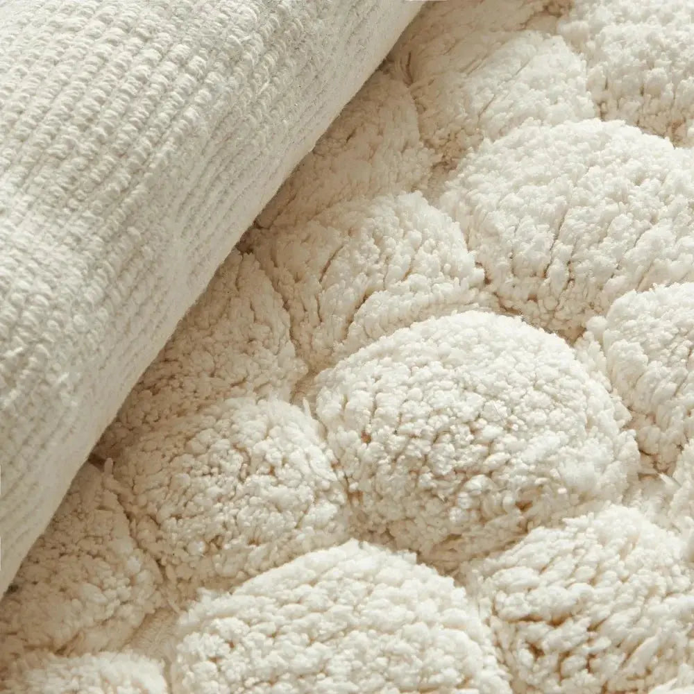 Tapis de bain design minimaliste pour salle de bain moderne